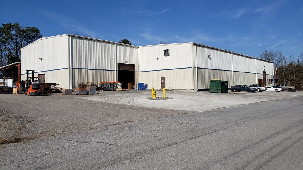 100 Meco Ln, Oak Ridge, TN 37830